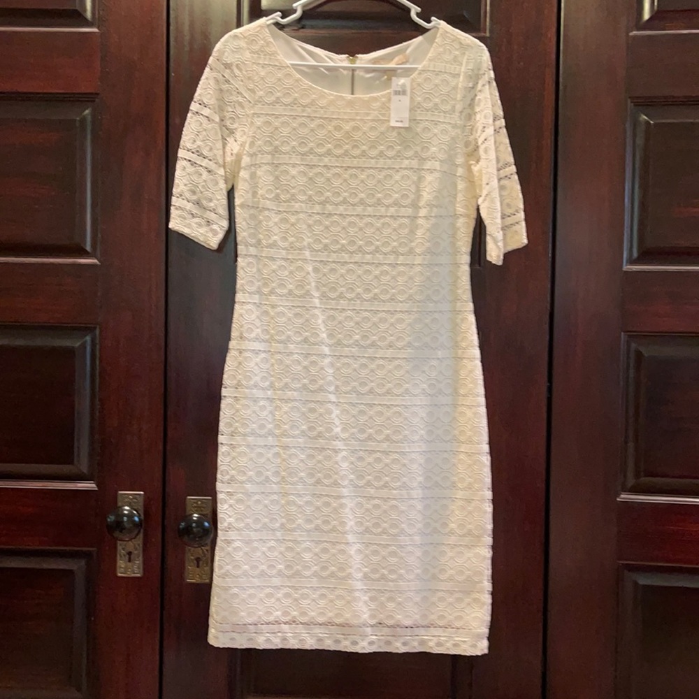 Banana Republic ¾ Sleeve Cream Lace Shift Dress